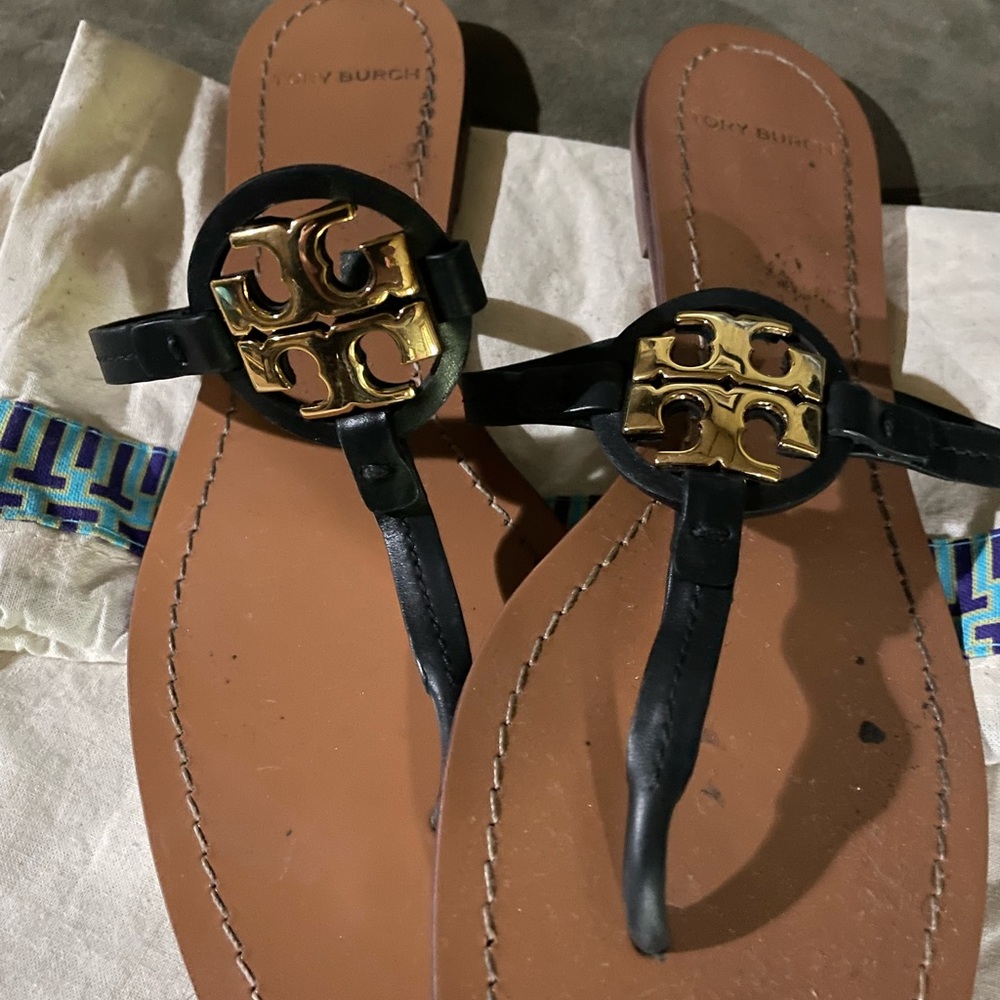 Tory Burch black and gold sandals. Size 8